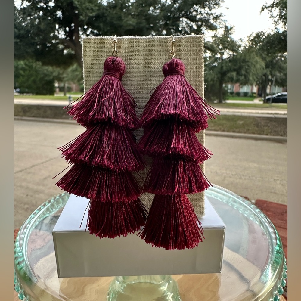Bauble Bar Maroon 4 tier tassel earrings